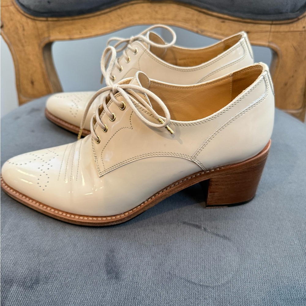 Office of Angela Scott Miss Button Derby Heeled Oxford in Linen. Size 7.5 (37.5)